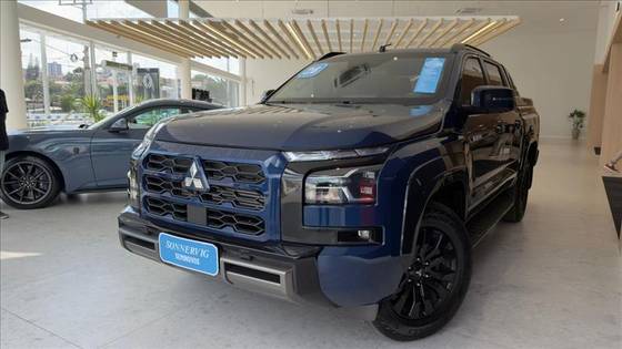 MITSUBISHI TRITON 2.4 BITURBO DIESEL CD KATANA 4X4 AUTOMÁTICO